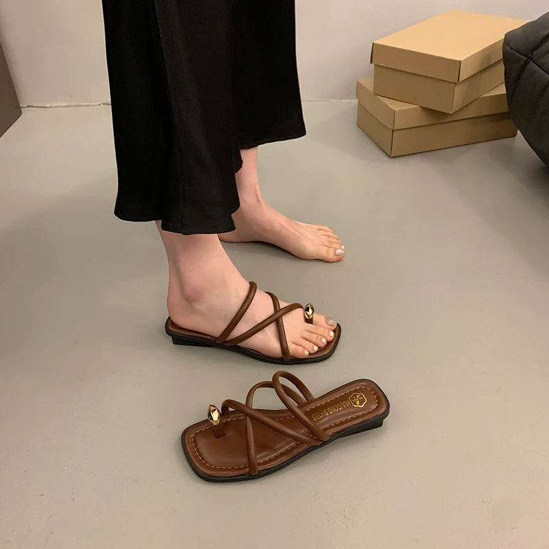 Stylish, casual, and comfortable women's slippers for everyday wear at home