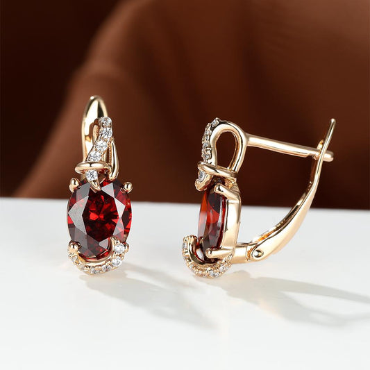 18K gold-plated stud earrings with a pendant set with round or oval-cut stones - Women's jewelry