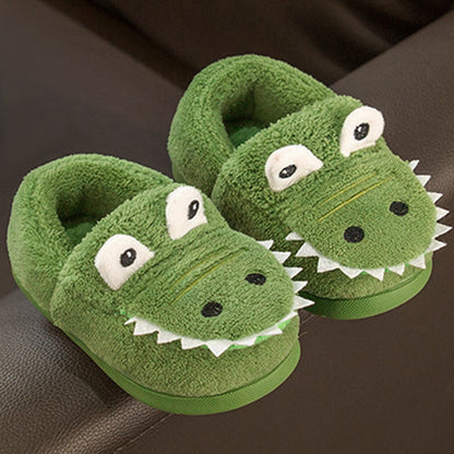 Dinosaur slippers for boys with soft TPR soles and alligator/crocodile teeth, easy to put on, cute and with a dinosaur print to match pajamas