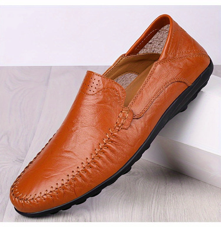 Comfortable, breathable men's shoes with visible stitching