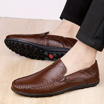 Comfortable, breathable men's shoes with visible stitching