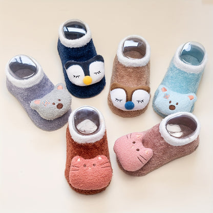Non-slip children's socks with animal prints