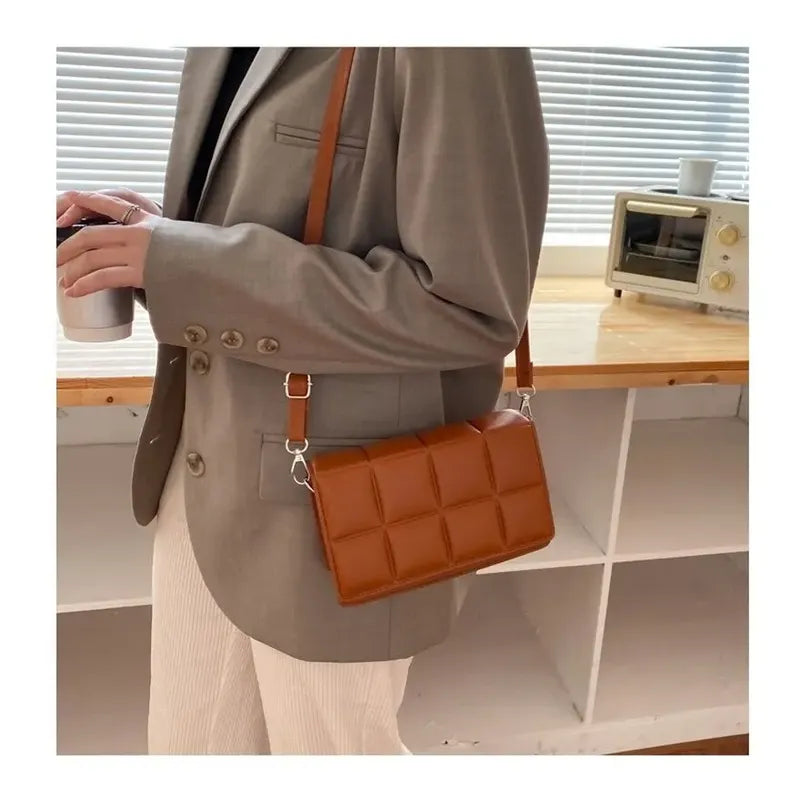 Classic Women's Shoulder Bag with Top Handle – Small, Leather, Crossbody