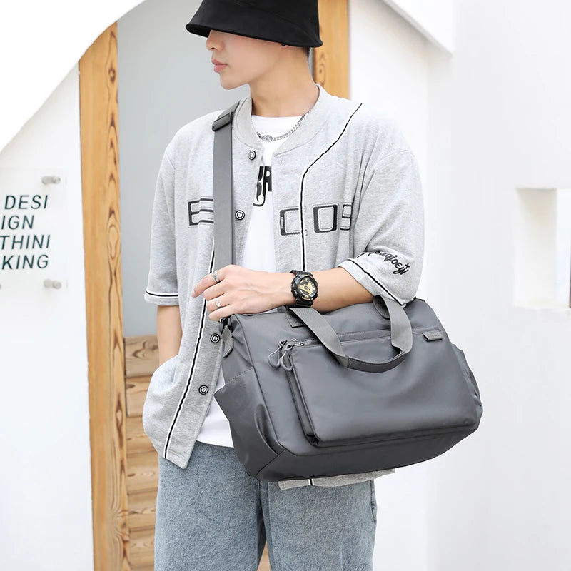 High-quality men's shoulder bag, crossbody, messenger style or executive bag in nylon, large and small sizes.