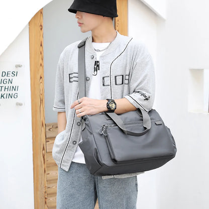 High-quality men's shoulder bag, crossbody, messenger style or executive bag in nylon, large and small sizes.