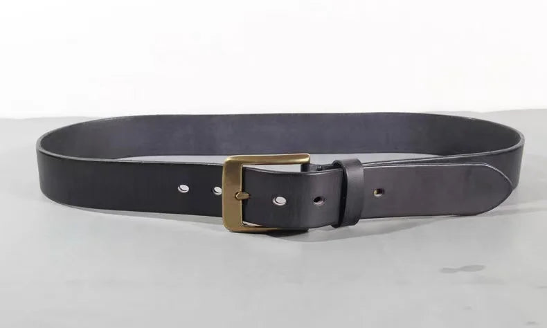 Vintage luxury men's belt, handmade from cowhide leather with a copper buckle, Cinturon Gotico model, versatile for wearing with jeans and other casual outfits