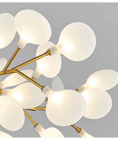 Modern and stunning Nordic-style LED ceiling light with 54 gold G9 bulbs, ideal for living rooms and bedrooms. Luxurious interior decoration