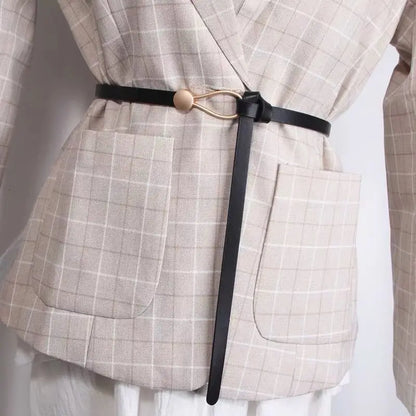 Women's leather belt with a stylish and versatile metal buckle, ideal for pairing with dresses, coats, and sweaters