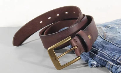 Vintage luxury men's belt, handmade from cowhide leather with a copper buckle, Cinturon Gotico model, versatile for wearing with jeans and other casual outfits