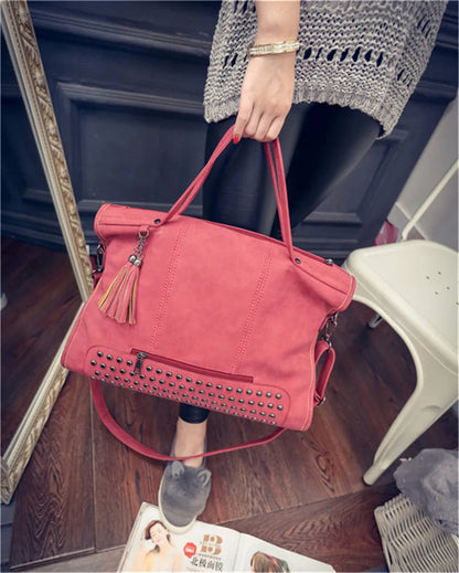 High-quality women's leather handbag