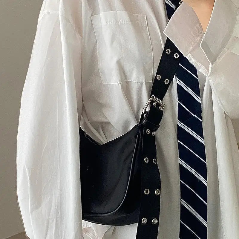 Stylish and casual women's crossbody bag made of waterproof nylon