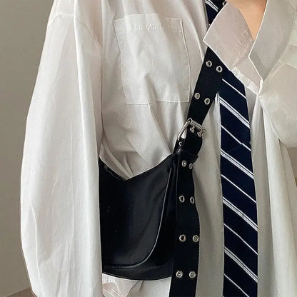 Stylish and casual women's crossbody bag made of waterproof nylon