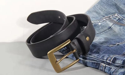 Vintage luxury men's belt, handmade from cowhide leather with a copper buckle, Cinturon Gotico model, versatile for wearing with jeans and other casual outfits