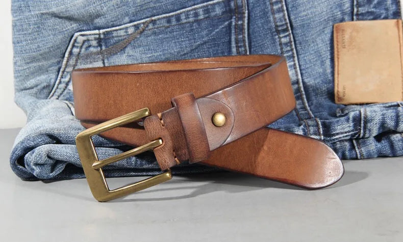 Vintage luxury men's belt, handmade from cowhide leather with a copper buckle, Cinturon Gotico model, versatile for wearing with jeans and other casual outfits