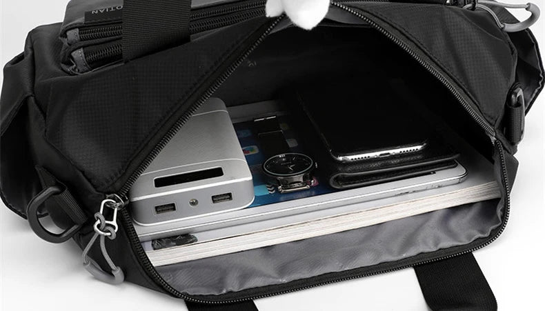 High-quality men's shoulder bag, crossbody, messenger style or executive bag in nylon, large and small sizes.