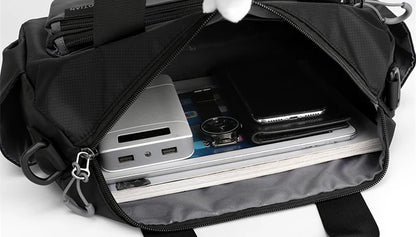 High-quality men's shoulder bag, crossbody, messenger style or executive bag in nylon, large and small sizes.