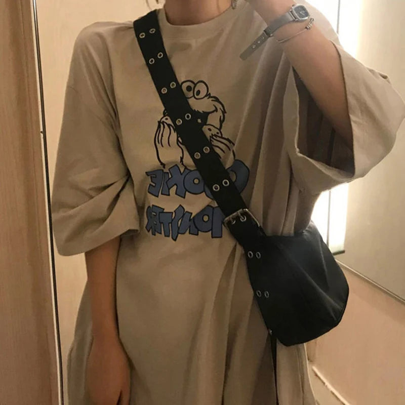Stylish and casual women's crossbody bag made of waterproof nylon