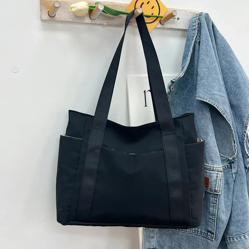 Bolsa de ombro de grande capacidade para mulheres, bolsa casual de nylon durável com vários bolsos, sacola de viagem leve