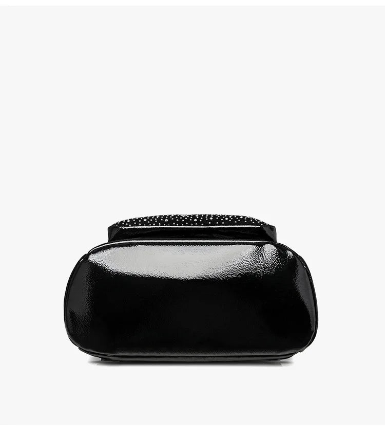 Women's multifunctional backpack with a modern design, made of anti-theft synthetic leather, stylish, beautiful and spacious
