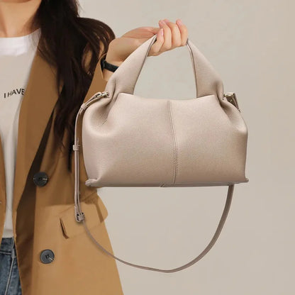 Elegant and sophisticated retro-style women's handbag, simple and versatile crossbody design