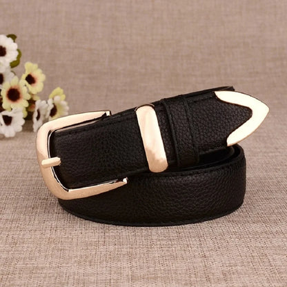 High-quality women's leather belt with a vintage buckle