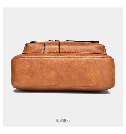 Men's crossbody bag with zipper closure, made of synthetic leather and with ample storage capacity