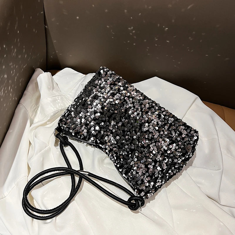 Women's sequin party bag/clutch with leather shoulder strap for weddings, proms, and parties (black and silver)