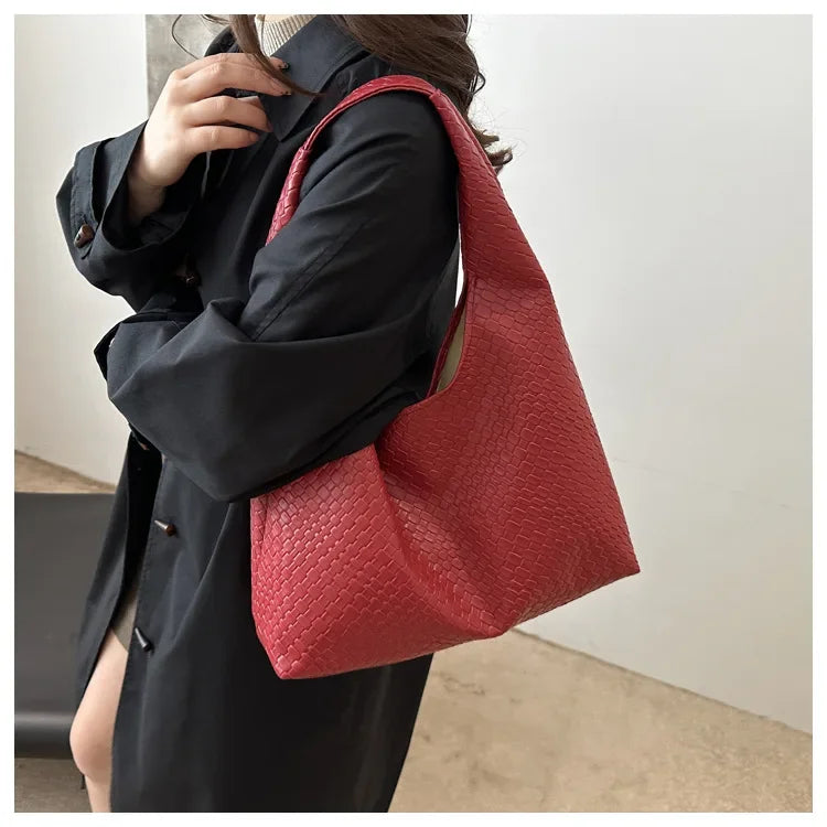 Women's Large-Capacity Retro Leather Hobo Shoulder Bag