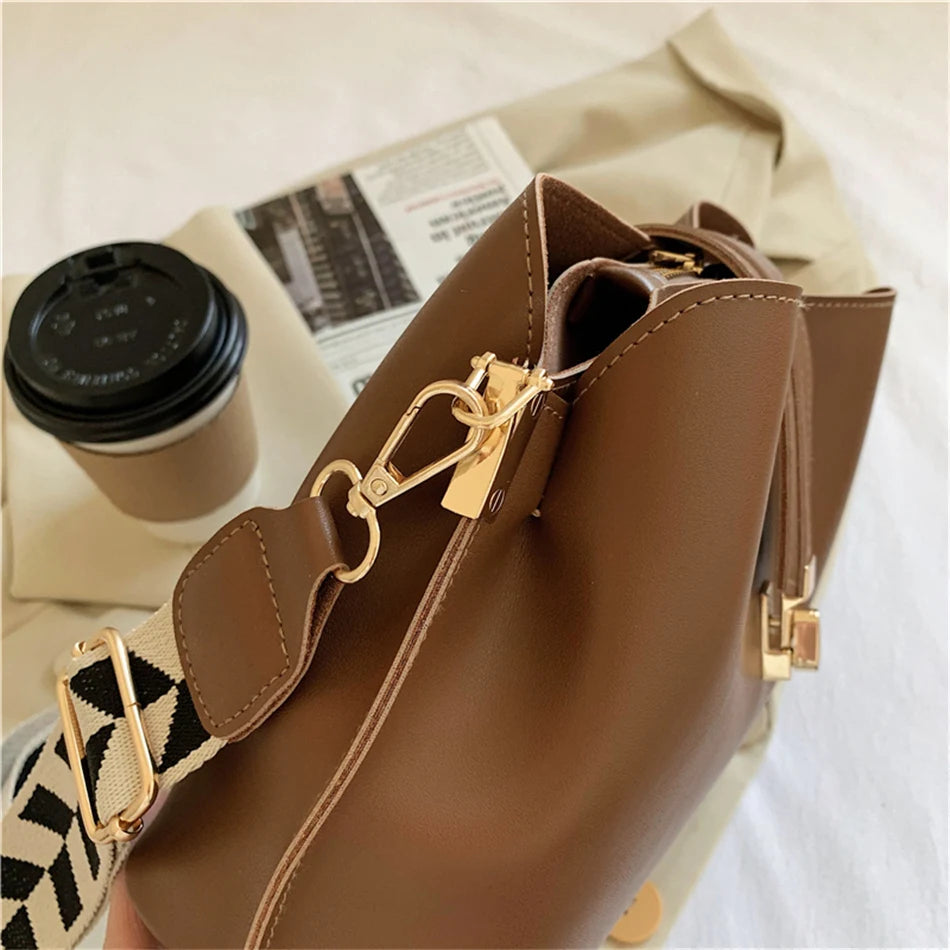 Vintage women's leather handbag