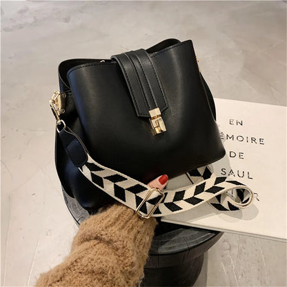 Vintage women's leather handbag