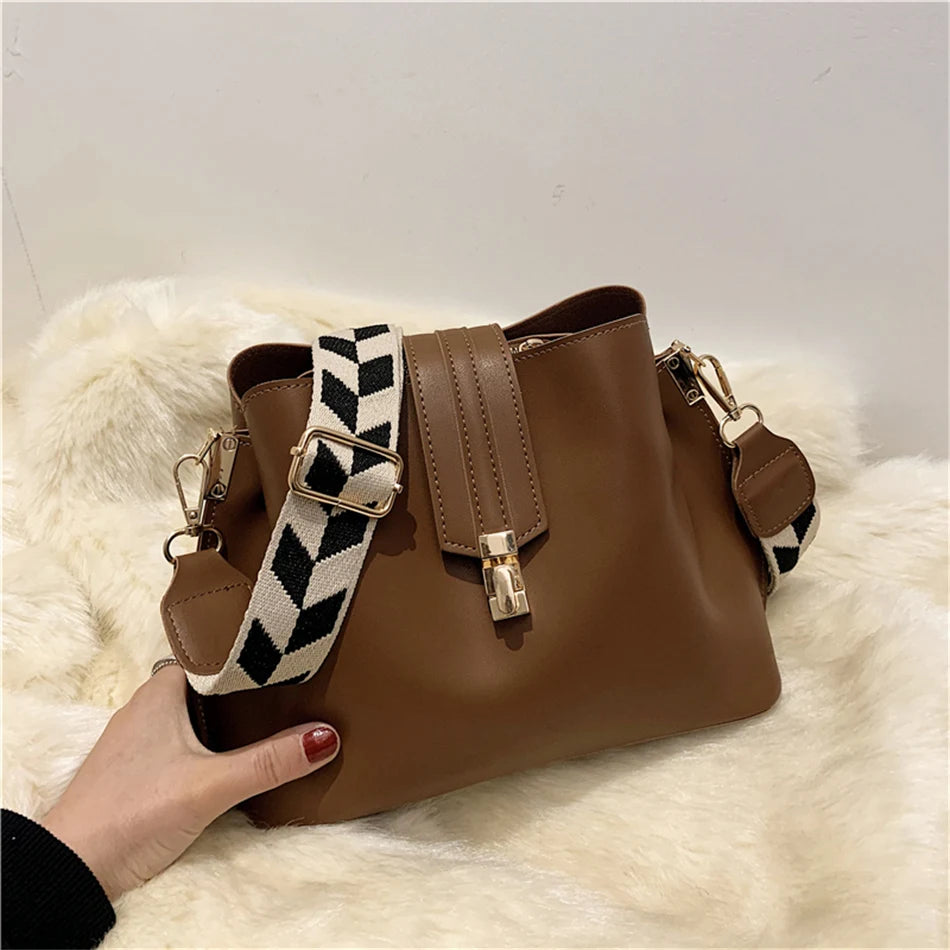 Vintage women's leather handbag