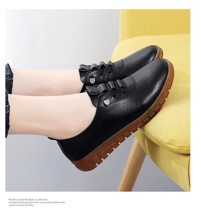 Women's casual sneakers, ballet flat style, made of genuine leather