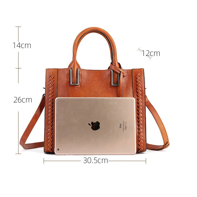 Women's genuine leather shopper bag with zipper closure