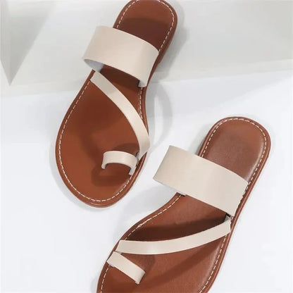 Women's minimalist thong sandals, flat style for comfort at home