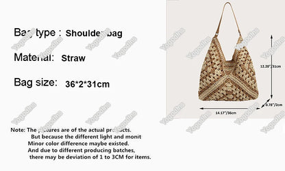 Popular women's shoulder bag in woven straw, medium size, with strap, ideal for the beach
