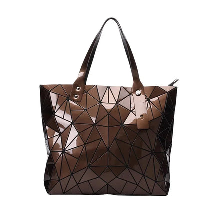 Women's beach-style holographic shoulder bag in various colors.