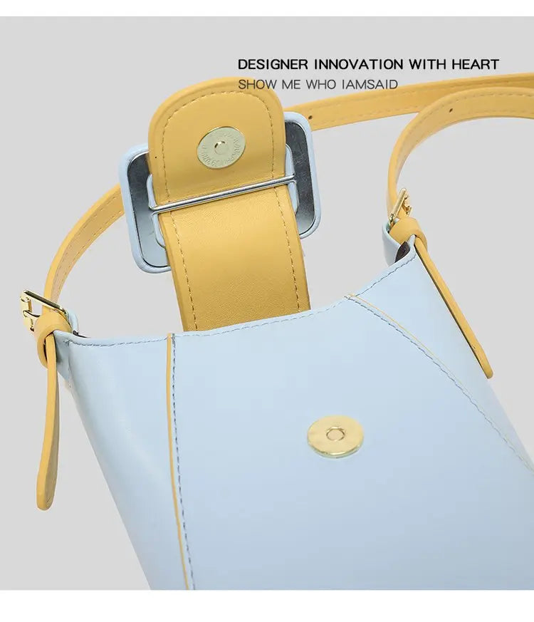 Women's handbag in premium leather, with an elegant vintage style