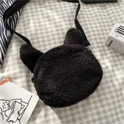 Japanese-style girl's bag in the shape of a plush cat, ideal for wearing on the shoulder or crossbody, compact enough for a cell phone and a wallet