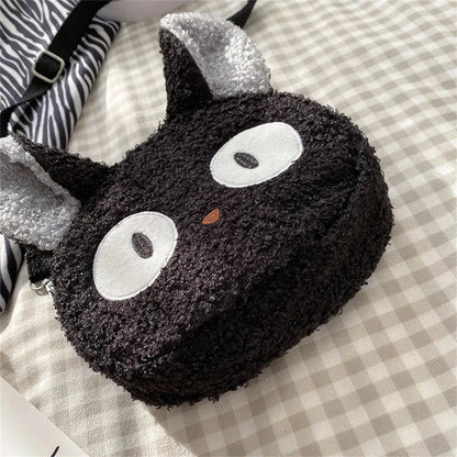 Japanese-style girl's bag in the shape of a plush cat, ideal for wearing on the shoulder or crossbody, compact enough for a cell phone and a wallet