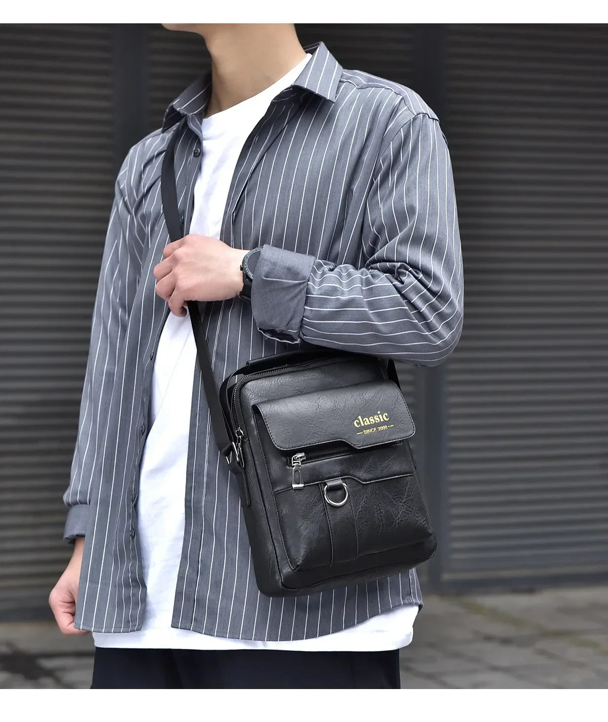 Men's crossbody bag with zipper closure, made of synthetic leather and with ample storage capacity