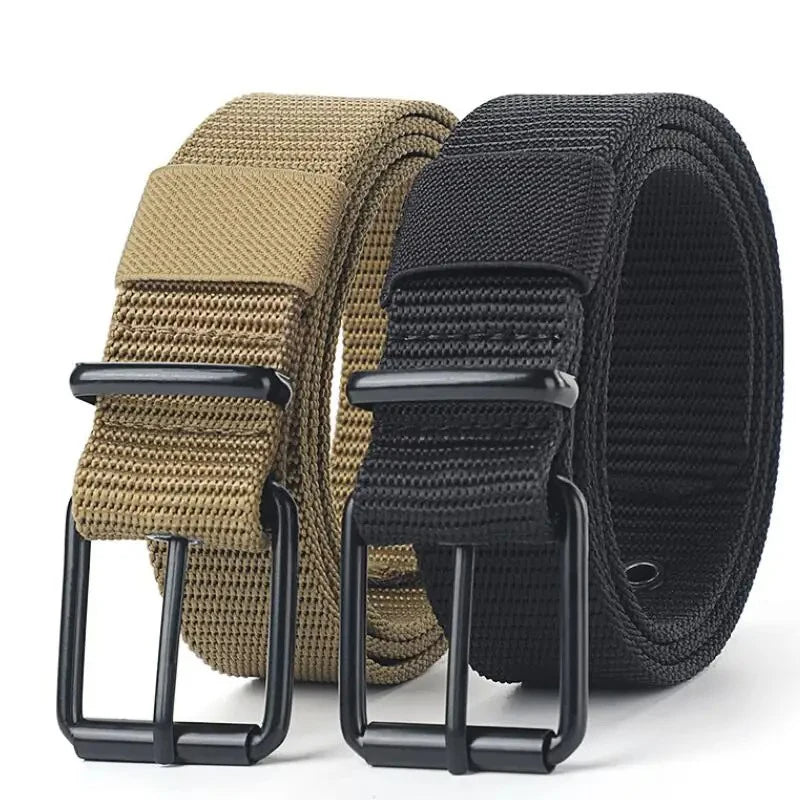 Unisex canvas belt with pin buckle and leather detail. Modern with eyelets and perfect for wearing with jeans.