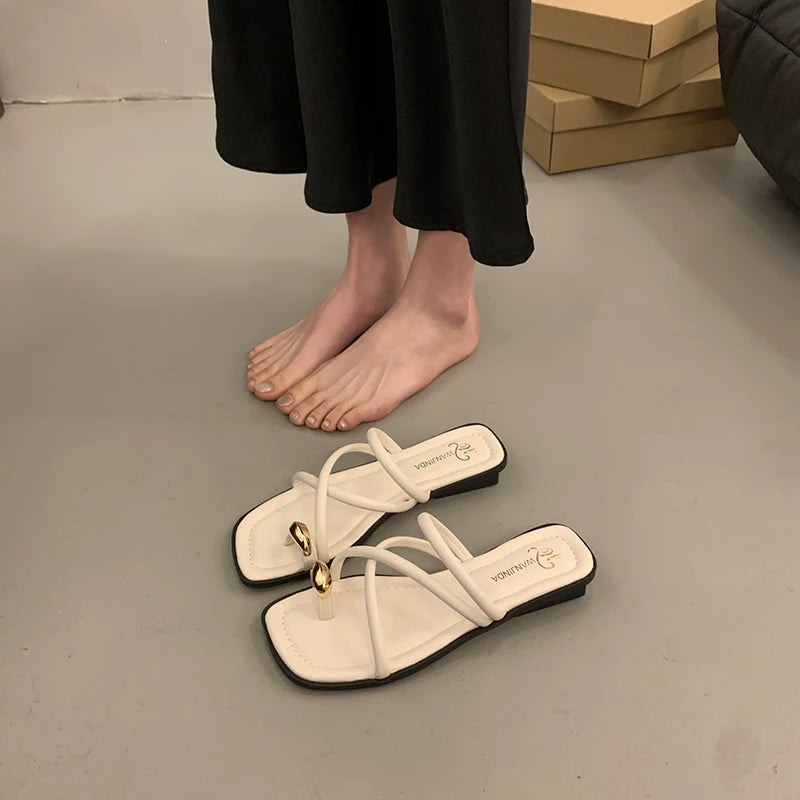 Stylish, casual, and comfortable women's slippers for everyday wear at home