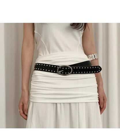 Bohemian women's belt with rivets, sophisticated and exclusive design