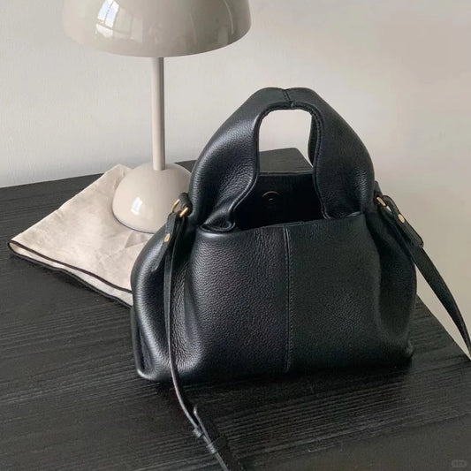 Elegant and sophisticated retro-style women's handbag, simple and versatile crossbody design