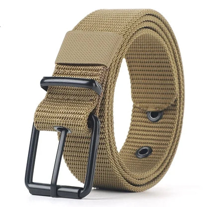 Unisex canvas belt with pin buckle and leather eyelet details