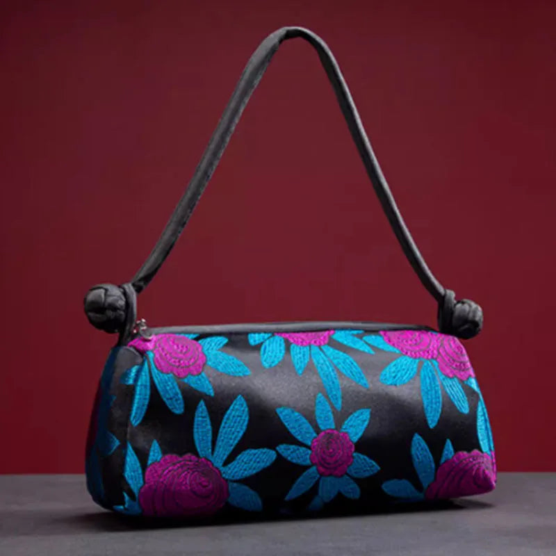 Women's shoulder/handbag in embroidered silk