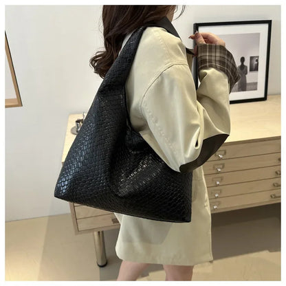 Women's Large-Capacity Retro Leather Hobo Shoulder Bag