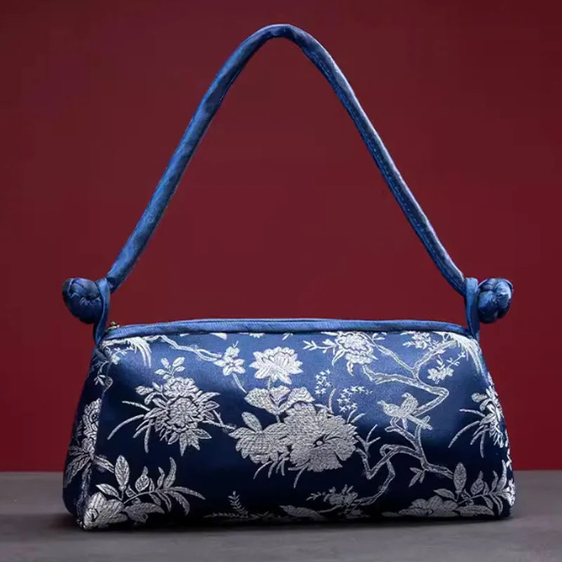 Women's shoulder/handbag in embroidered silk