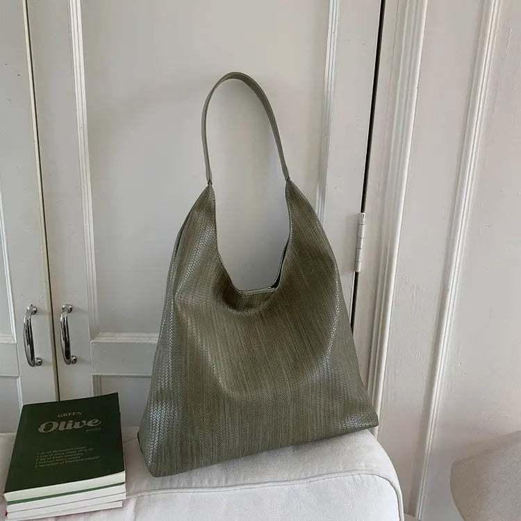 Women's High-Quality leather tote bag, vintage style, model 2025