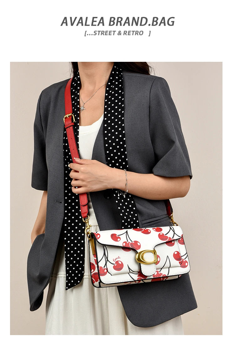 Classic, high-quality women's shoulder bag